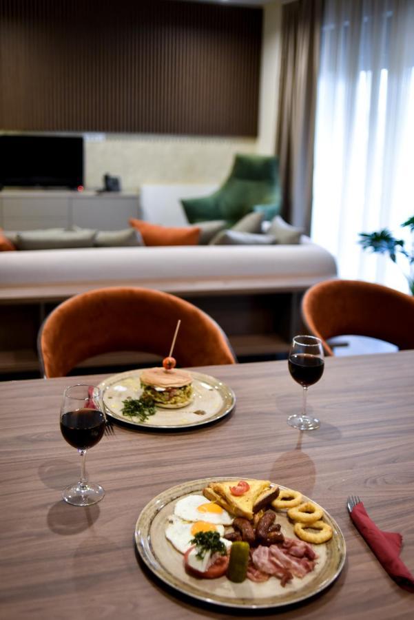 Hotel Lora Belgrade Extérieur photo
